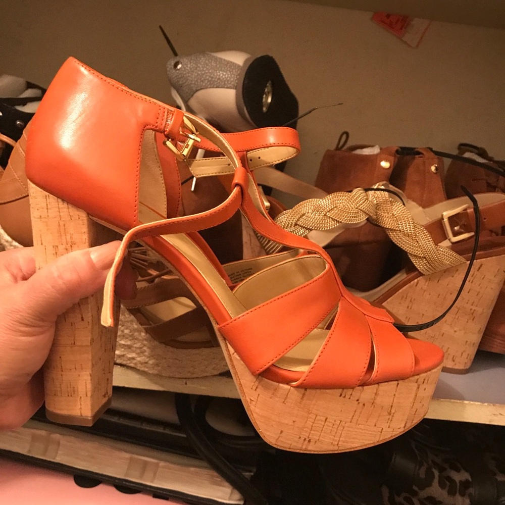 - Michael kors wooden heel new